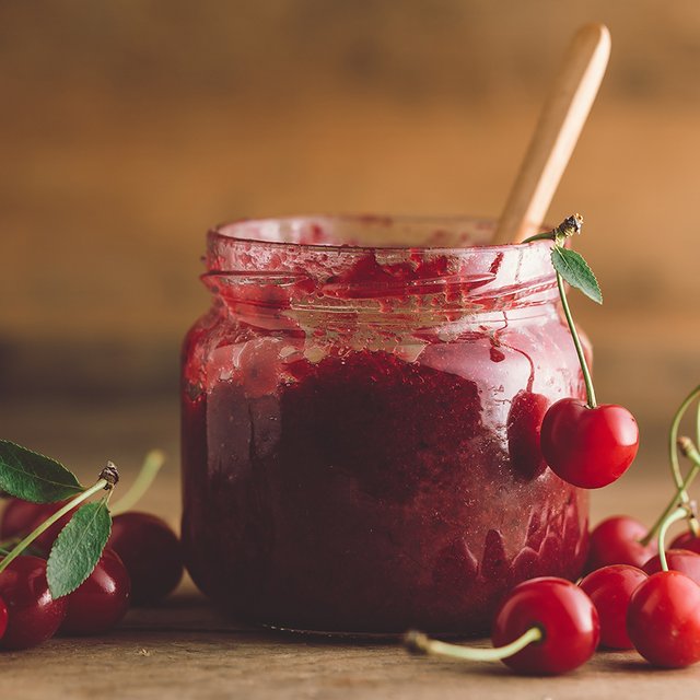 Семейный рецепт вишневого варенья — от бабушки из Армении