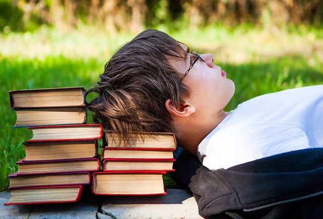 Родители заставляют пойти в колледж, а я не хочу учиться. Что делать?