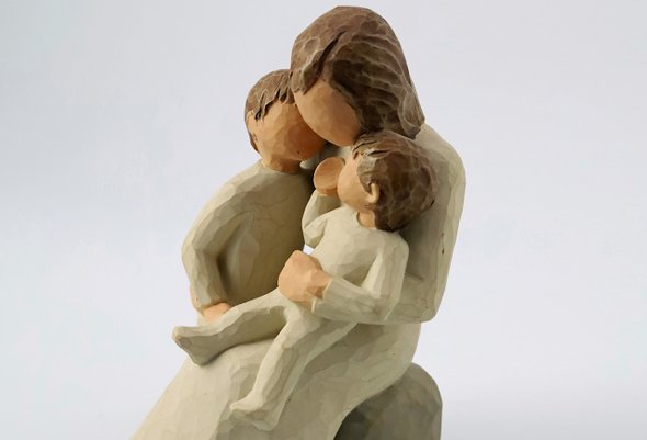 любовь, искусство, фигура, изолированный, рождение, материнство, статуэтка из ивы, статуэтка, мать, деревянная фигурка, семья, резной, уход, ребенок;