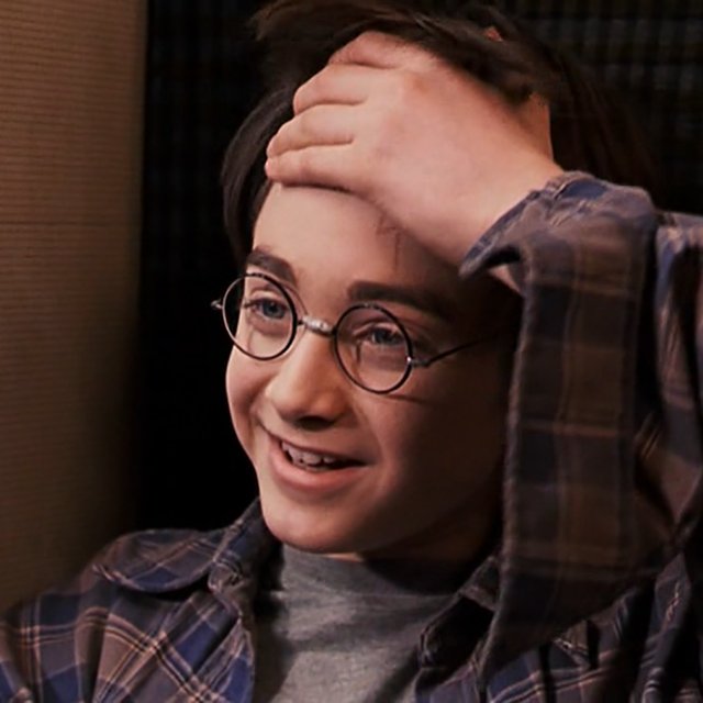 Откуда у Гарри Поттера шрам на лбу? Тест по первой части саги о мальчике-волшебнике