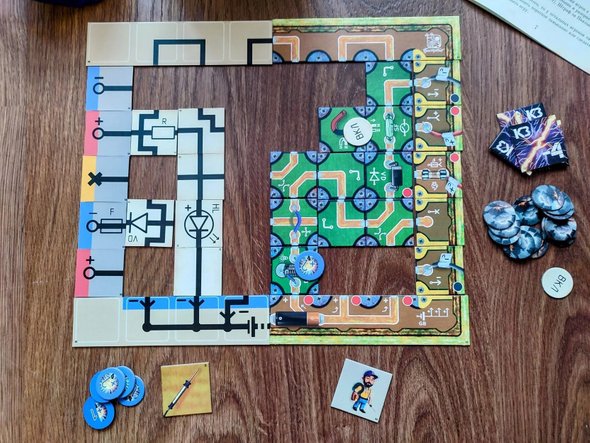 Настольная игра «Не закороти Цепь! Последовательная история». Просторобот