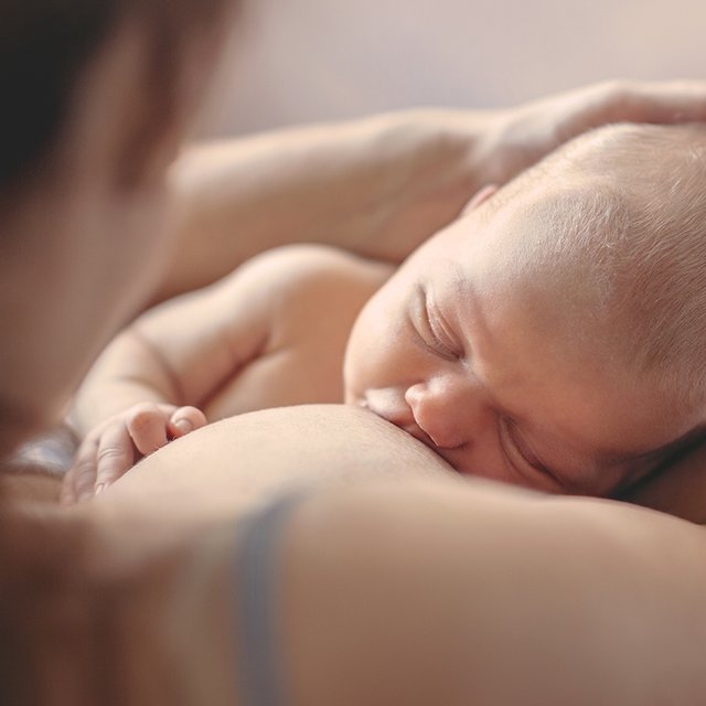 Как отлучить ребёнка от груди без слёз: пошаговая инструкция