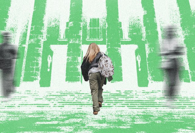 ЕГЭ становится легче, а поступить в вуз — труднее? Что не так с рекордным числом стобалльников и как это повлияет на приемную кампанию