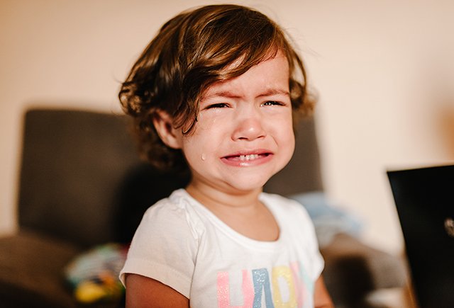 Что делать, если ребёнок рыдает, когда приходит в детский сад?