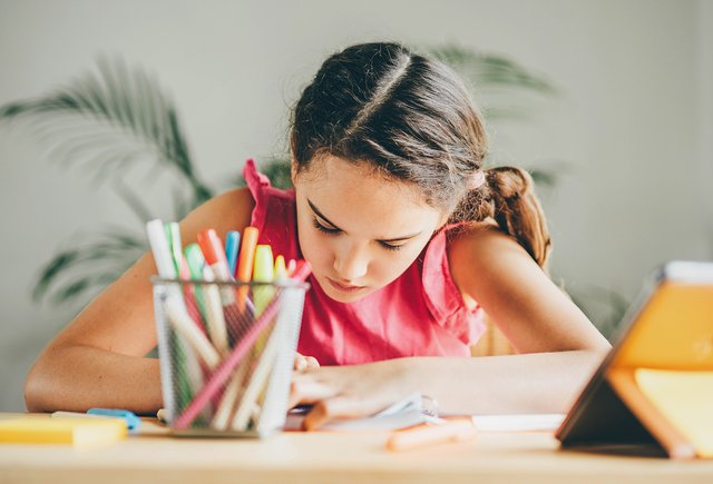 Чем заочное обучение в школе отличается от семейного и как на него перейти?