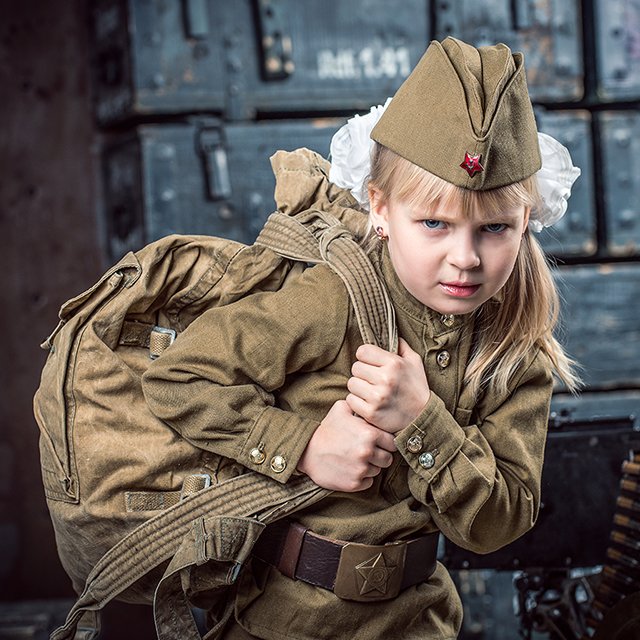 Почему нельзя наряжать детей в военную форму