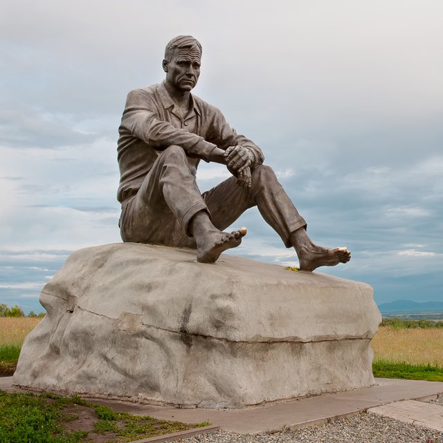 9 литературных маршрутов по России: для путешествий с детьми и не только