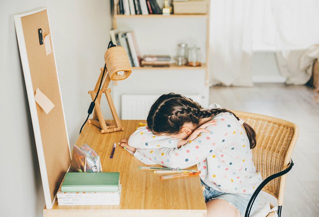 Ребёнок не хочет учиться, ему ничего не интересно. 6 вопросов о детской мотивации