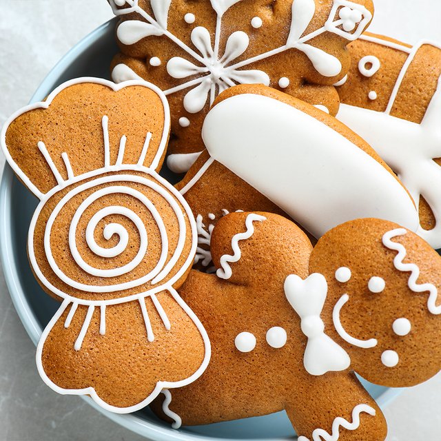 Простой рецепт имбирного печенья и рождественских пряников (последние сохранят мягкость на всю зиму)