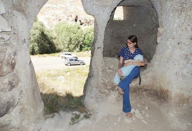 Обложка «Ребёнка под мышку и срываемся с якоря». 9 советов от мамы, которая путешествует по миру с маленькими детьми