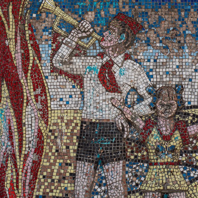 «Оказалось, Света не понимала, как мыться в душе»: вожатая – о потрясениях в детском лагере