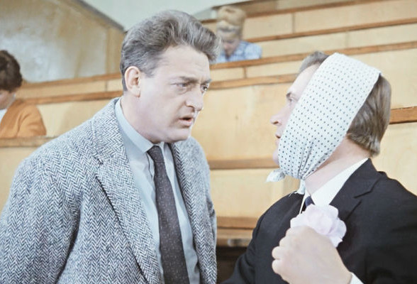 10 самых ироничных
цитат преподавателей
МГУ об экзаменах