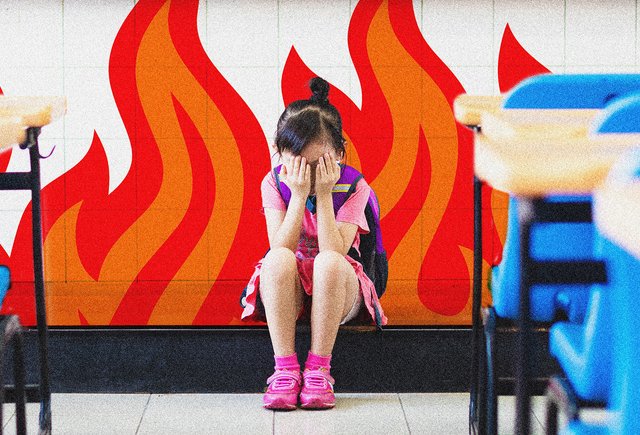 Дочь на каждой контрольной впадает в истерику. Как ей помочь?
