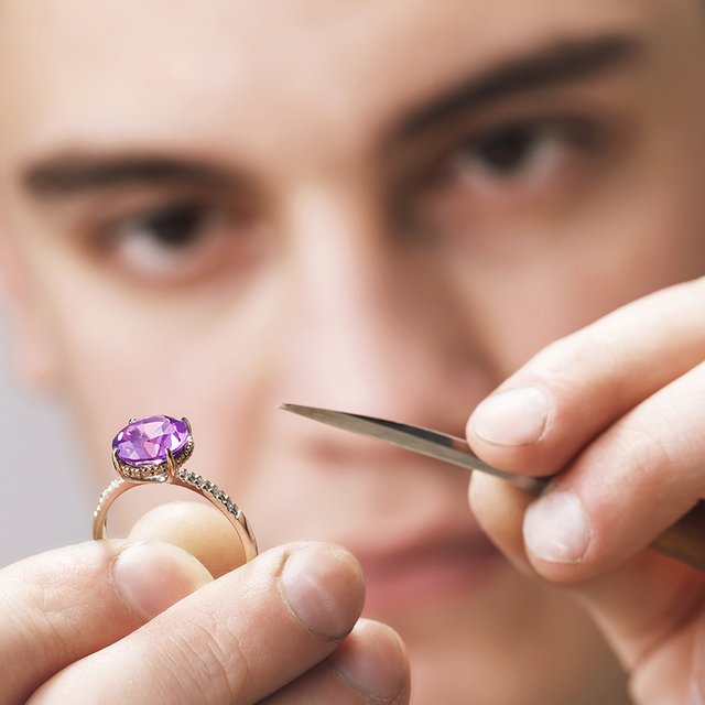 8 крутых профессий, которым учат в колледже, и как туда поступить