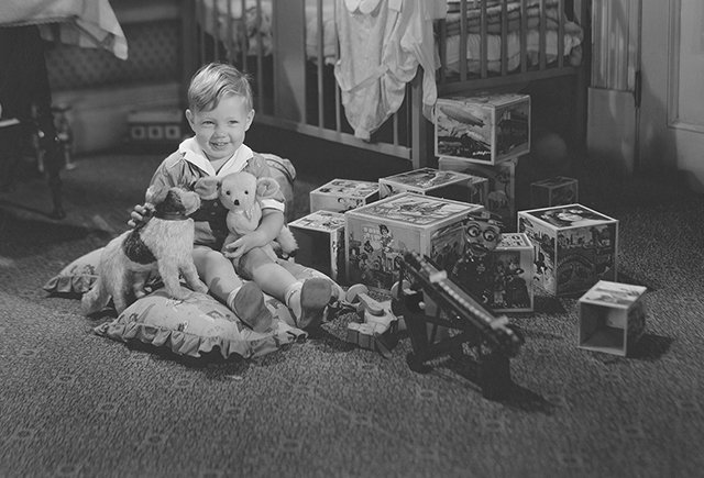 Как научить ребёнка убирать за собой?