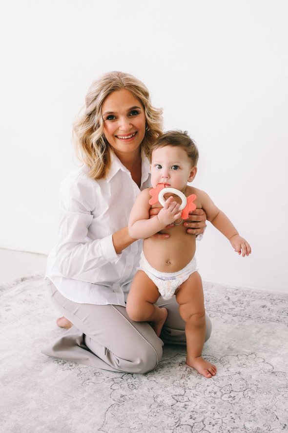 Малыш учится ходить