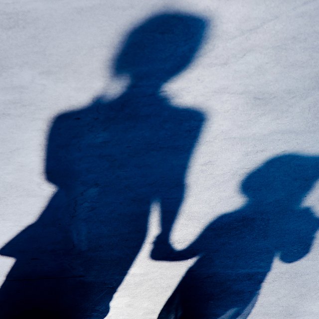 Какие льготы нужны одиноким матерям и как провести нескучное родительское собрание