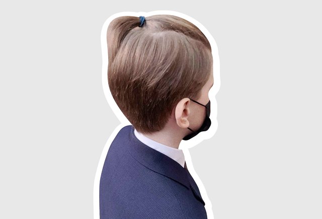 «Мужчины так не ходят». Что случилось в иркутской школе, где мальчика с «хвостом самурая» не пустили на уроки