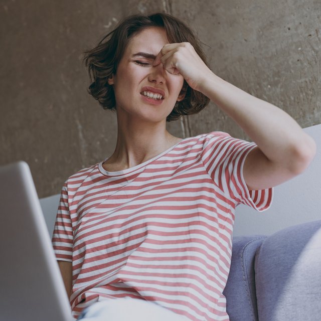 Я девушка и учусь на IT-специалиста, но одногруппники на меня давят. Что делать?