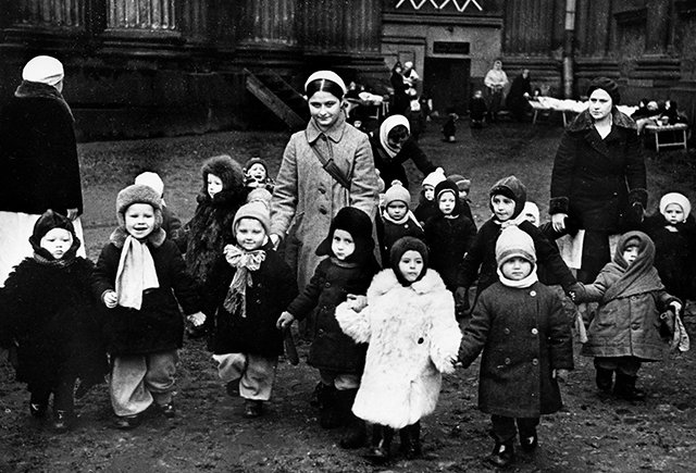 Материнство и детство в блокадном Ленинграде — Википедия