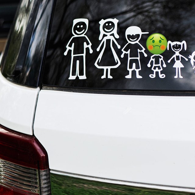 Что делать, если ребенка укачивает в машине?