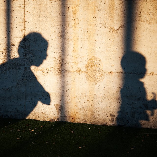 «Раньше пеленки руками стирали, а у тебя машинка. От чего ты устала?»: 5 стереотипов о материнстве, с которыми давно пора попрощаться