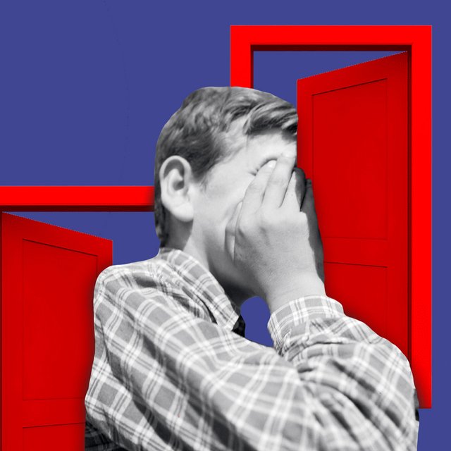 Ребёнок стесняется ходить в школьный туалет. Что делать?