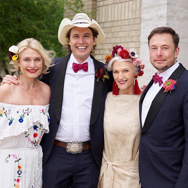 «Если дети не приучены к роскоши, они умеют выживать». Правила воспитания мамы Илона Маска