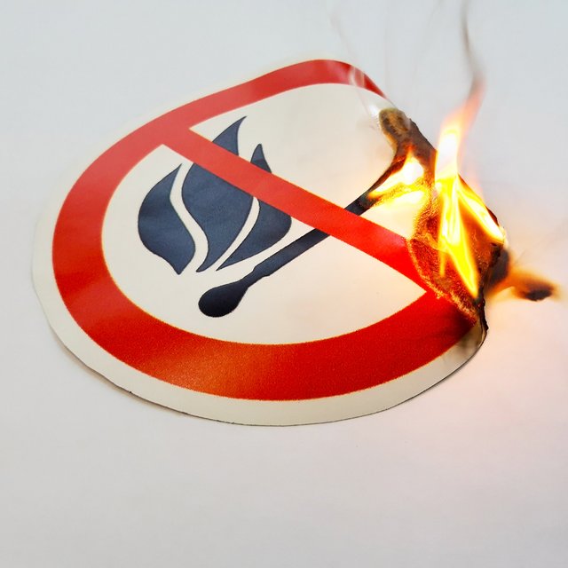 Должен ли учитель ходить по домам учеников и проверять пожарную безопасность?