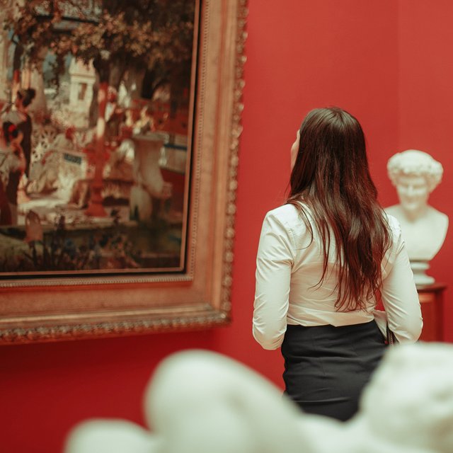 Как ходить в музеи и кино бесплатно? 4 способа сэкономить на культурном досуге