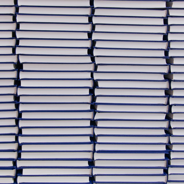 Учитель требует покупать одинаковые дневники для всего класса: законнно ли это