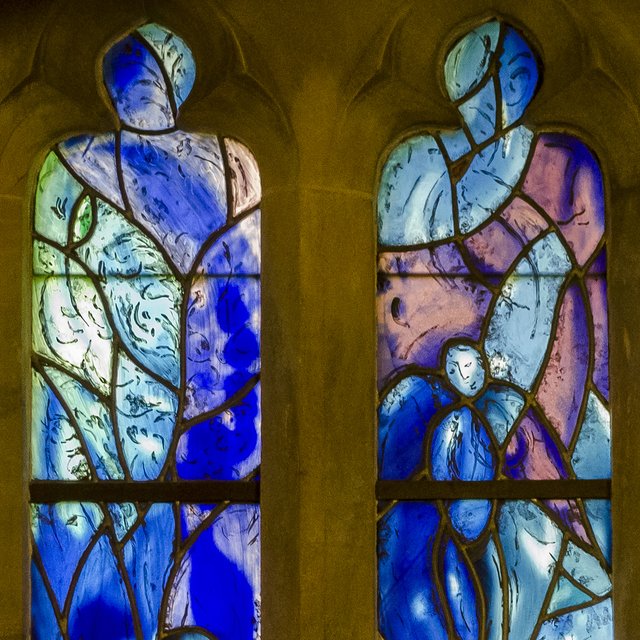 «Скромный подарок еврейскому народу» и другие витражи Марка Шагала, о которых вы, возможно, не слышали