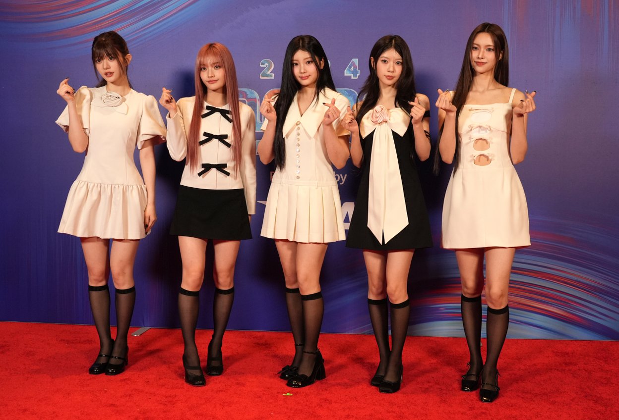 k-pop группа Illit