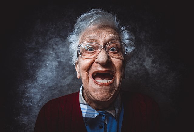 Бабушка постоянно называет внучку толстой. Как научить её не обращать внимания на критику?