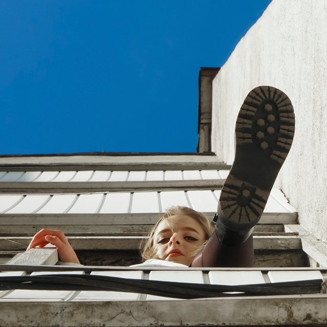 «Всё равно на меня всем плевать». Почему подростки склонны к саморазрушению и как им помочь