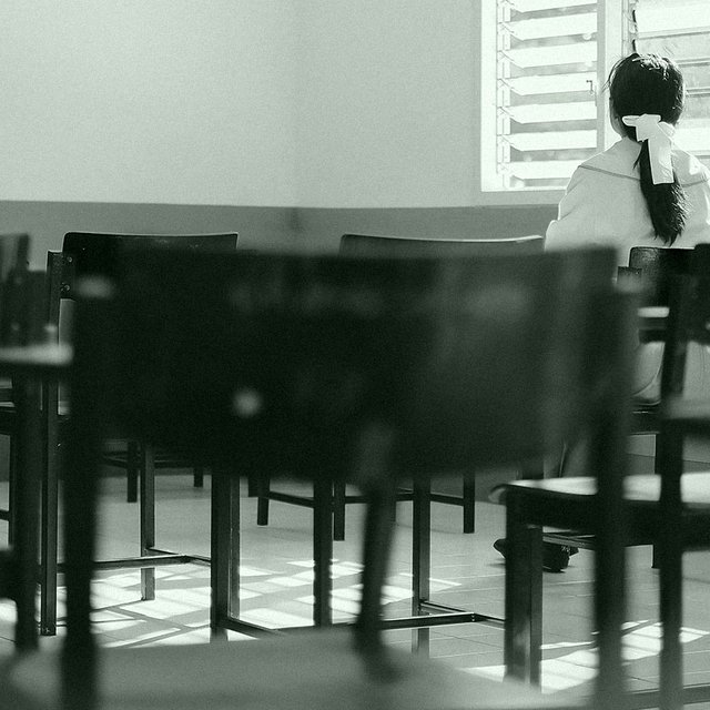 «Сейчас я могу полчаса радоваться тому, что люди со мной просто поздоровались». Монолог девушки, которую травили в школе