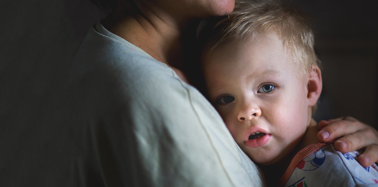 Ребёнок доверяет няне больше, чем родителям. Что делать?