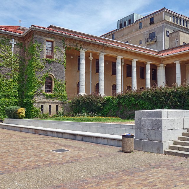 10 самых красивых университетов Африки