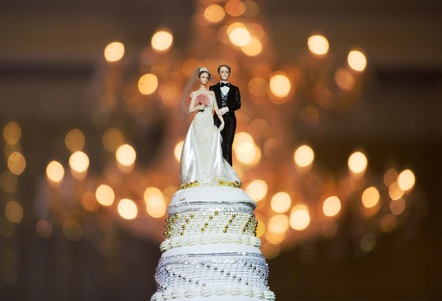 Ипотека, свадьба, дети и карьера: чего все хотят от мужчин и что они сами об этом думают