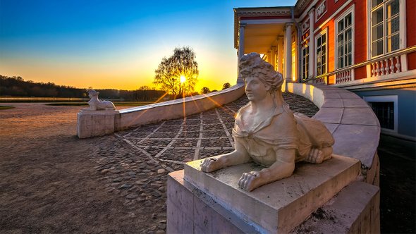 Фаролеро, Экскурсии, Москва