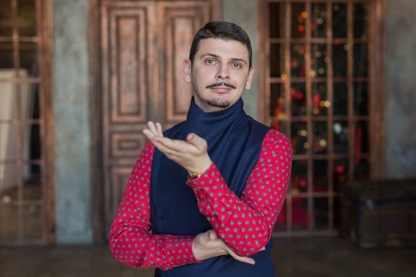 Литературовед Егор Сартаков