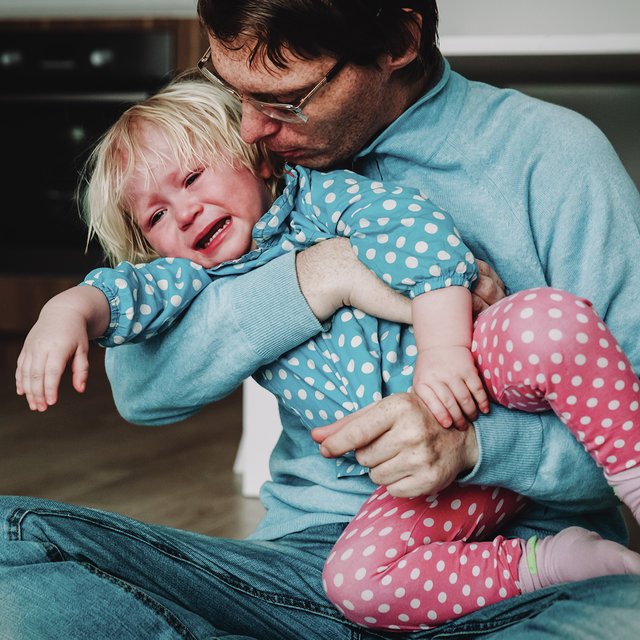 Топает ногами и кричит: как научить ребёнка правильно злиться, обижаться, грустить