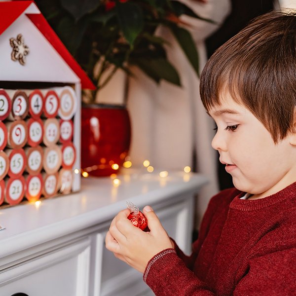 8 адвент-календарей и 2 предпраздничных квеста своими руками: справятся даже очень занятые родители