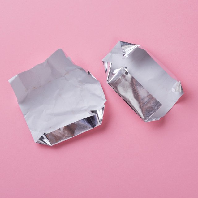 Вам подарили коробку конфет с алкоголем. Можно ли давать такие сладости детям?