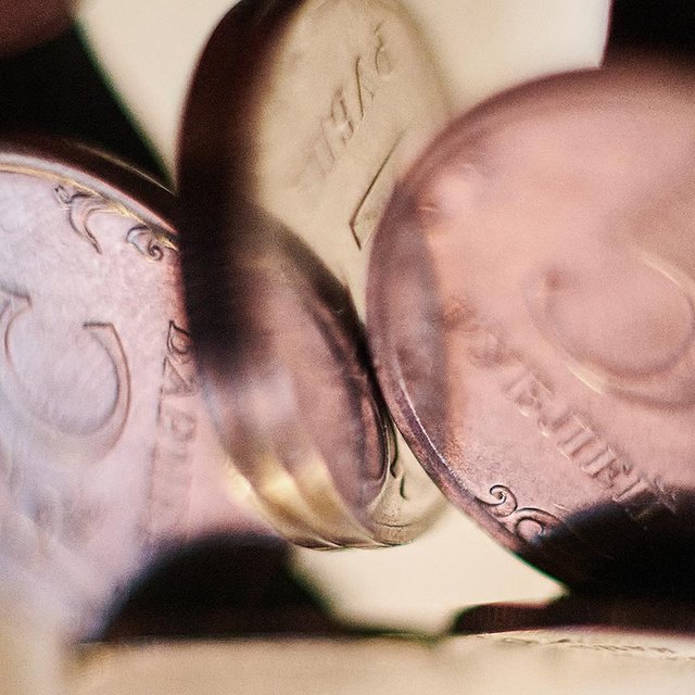 Студенческие стипендии в 2024 году: кому и сколько платят и какая матпомощь есть помимо этого