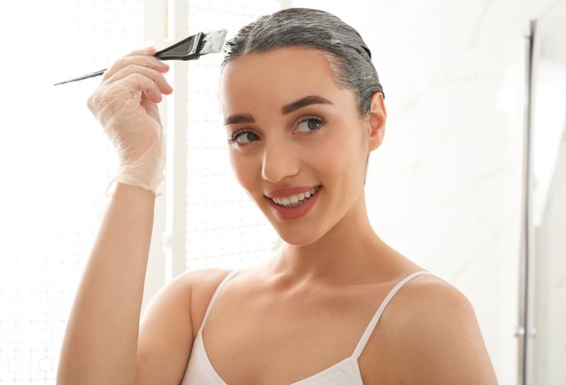 Как правильно: «обессветить волосы» или «обесцветить»