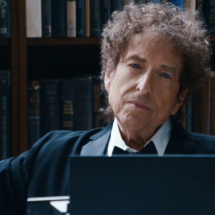 Американский музыкант Боб Дилан использовал текст с сайта для школьников в своей нобелевской речи