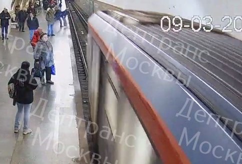 Порно видео Мужик сосет член у транса. Смотреть Мужик сосет член у транса онлайн