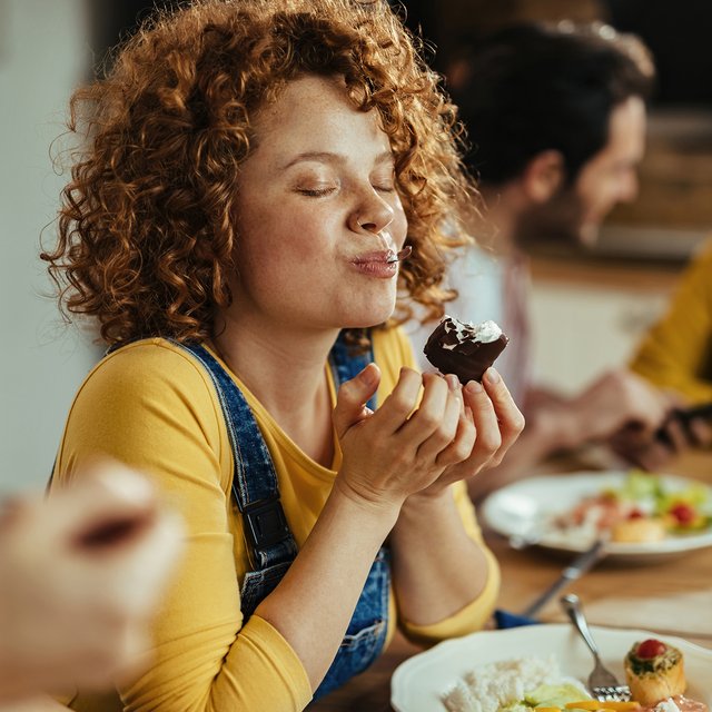 Почему нам что-то вкусно, а что-то — не очень: секрет колы, мятных леденцов и не только