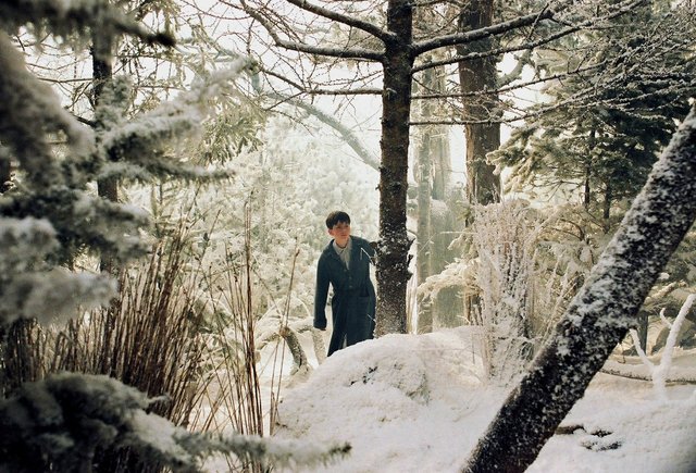 Суздаль или Нарния? Тест: отличите ли вы реальные зимние пейзажи от кадров из кино